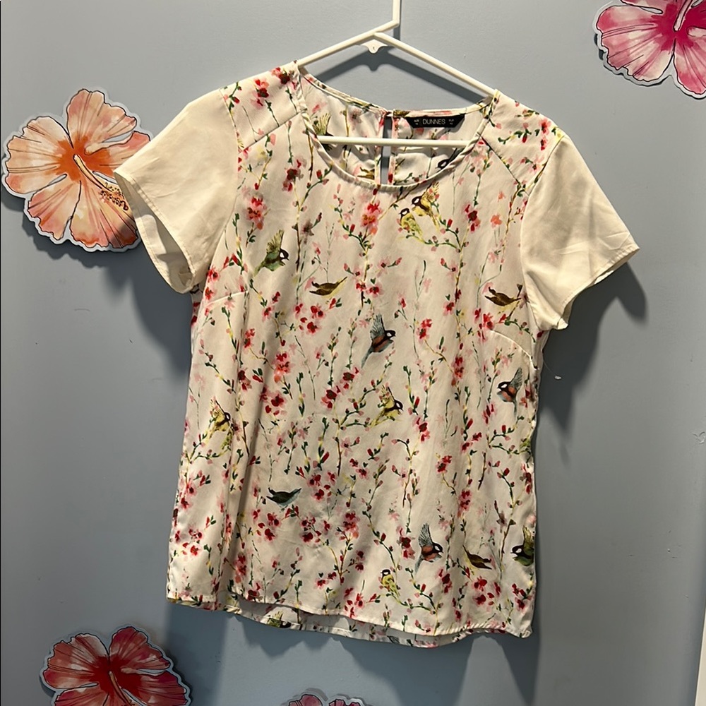 Cream and Red Floral Short Sleeve Blouse